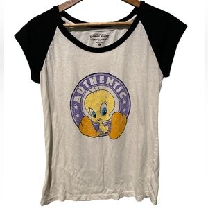 Looney Tunes Warner Bros Tweety bird women’s tee size Large